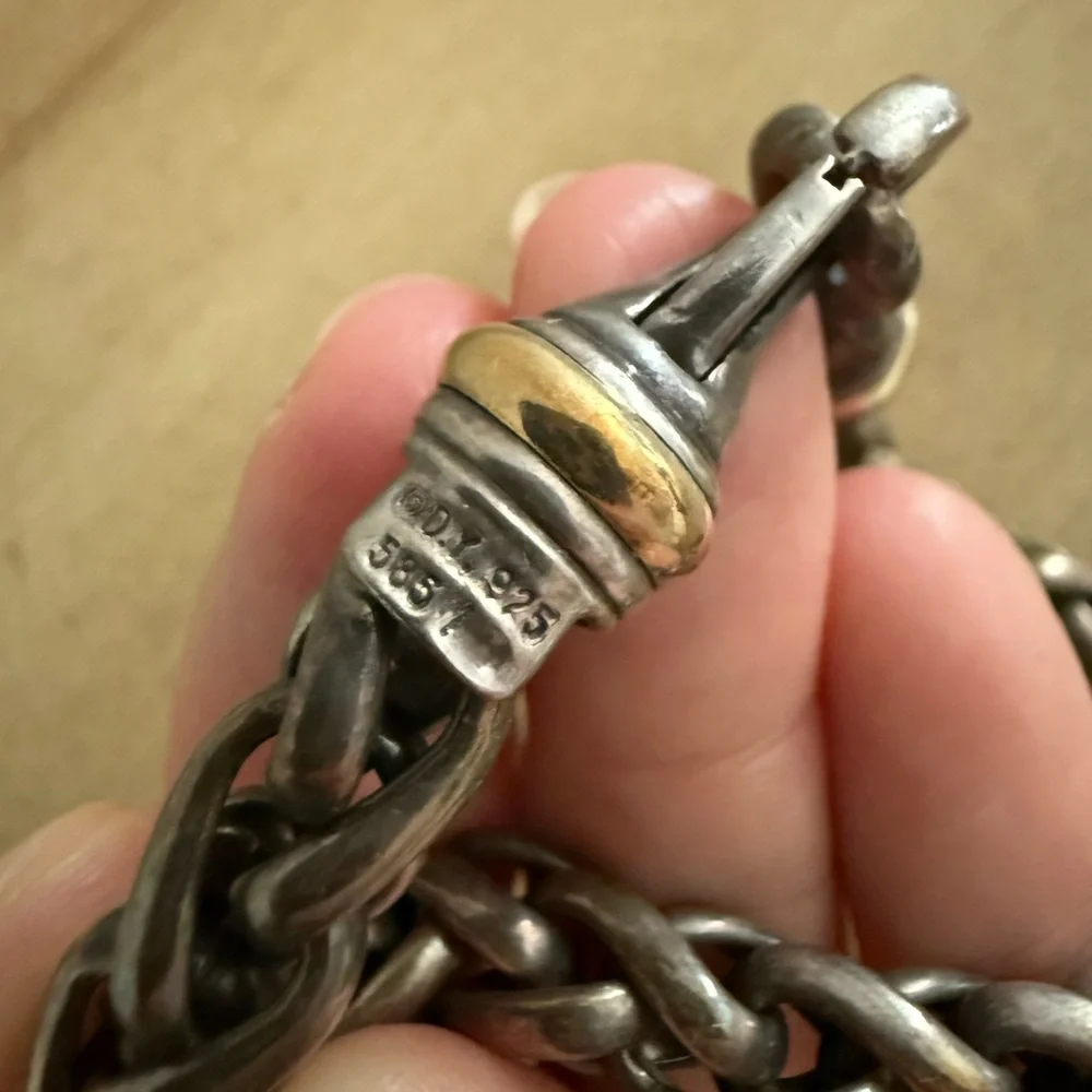 David Yurman 18K & Sterling silver necklace with Chalcedony pendant enhancer. - Picture 4 of 5